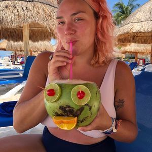 Meet your Posher, Annie